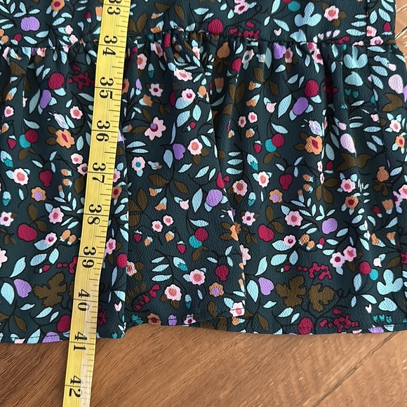 Talbots Dress Size 12P Green with Fall Leaf design - Picture 8 of 8